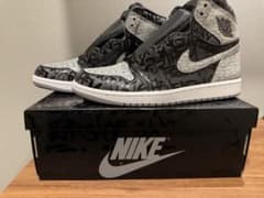 NIKE AIR JORDAN 1 RETRO HIGH OG リベリオネアのサムネイル