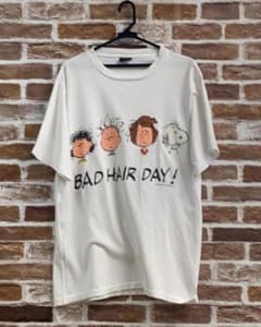 PEANUTS スヌーピー “BAD HAIR DAY!” 両面プリントTシャツ | Mercari
