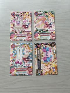 【アイカツ】エンジェリーベア コーデ4枚セットのサムネイル