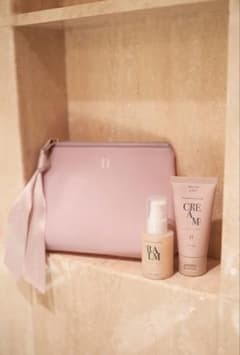 新品・未使用！Her lip to ボディケアセット・ポーチ付きのサムネイル