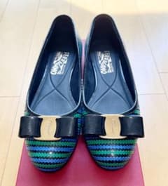 SalvatoreFerragamo パンプスのサムネイル