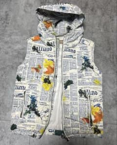 00s John Galliano ニュースペーパー柄ダウンベスト 超希少】GALLIANO ガリアーノ ニュースペーパー柄 ダウンベスト M