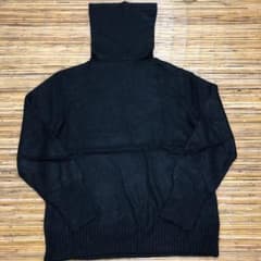 タートルネックニット   最終底値‼️売り尽くしSALE❗️これ❗️のサムネイル