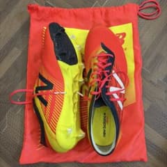New Balance サッカー スパイク　固定式のサムネイル