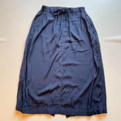 美品 45Rレーヨンダンプのスカートロング 23年モデル 濃紺