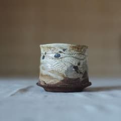 新品未使用　湯呑み　など　大量　まとめ売り　古物　骨董品　美術品　古美術　陶芸 陶芸 湯呑み 陶器 酒器 ぐい呑み 茶碗 焼物 骨董 古道具 - メルカリ