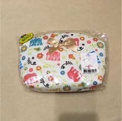 ナラヤ ポーチのサムネイル