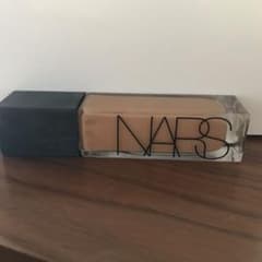 NARSのサムネイル