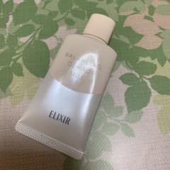 エリクシール ルフレ おしろいミルクCのサムネイル