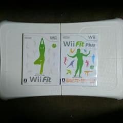 Wii フィット&フィット+ &ボード 三点セットのサムネイル