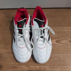アディダス 23.0cm サッカー トレーニングシューズのサムネイル