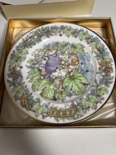 となりのトトロ　ノリタケ　2005年イヤープレート ノリタケ となりのトトロ イヤープレート5枚セット（年別絵皿） 2000