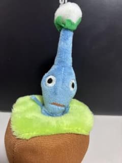 青ピクミン 引っこ抜きぬいぐるみマスコット - メルカリ