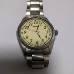 JR東海鉄道 在来線 乗務員腕時計 稼動品 - メルカリ