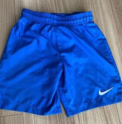 NIKE ナイキ サッカーパンツ　130〜140のサムネイル