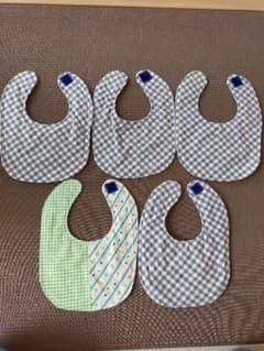 スタイ (5枚セット.ハンドメイド)のサムネイル