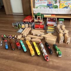 BRIO 木製鉄道玩具セットのサムネイル