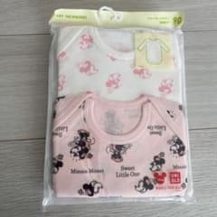 新品　ユニクロ　クルーネックボディのサムネイル
