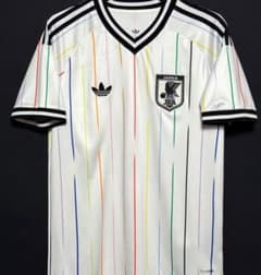 サッカー日本代表 ユニフォーム 新品未使用カラフルデザイン 白 M-231