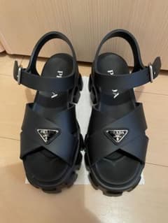 PRADA ブラック プラットフォームサンダルのサムネイル