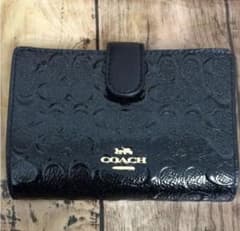 COACH コーチ 二つ折り財布のサムネイル