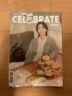 SEVENTEEN ジョンハンのバースデーボックスの写真集