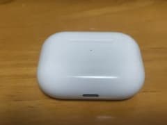 Apple純正 AirPods Pro用ワイヤレス充電ケースのみ A2190のサムネイル