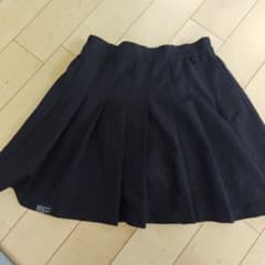 黒のプリーツスカート 裏起毛ショートパンツ付きのサムネイル