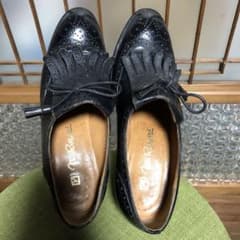 ロセッティ 黒レザー フリンジ付きローファー - メルカリ