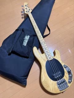 【美品】Music Man StingRay 4弦ベース 純正ケース付 美品】Music Man StingRay 4弦ベース 純正ケース付 - メルカリ