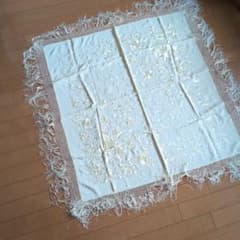 刺繍入り フリンジ付き 大判ショールのサムネイル