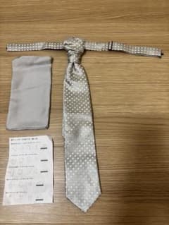 ホック式バロックタイ　ポケットチーフ セット ドット柄 シルバーのサムネイル