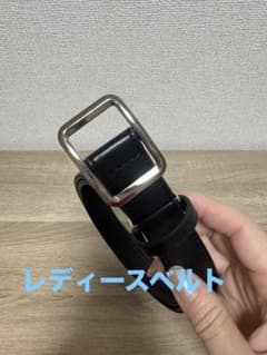 ほぼ未使用 シンプル ブラックベルト スクエアバックルのサムネイル
