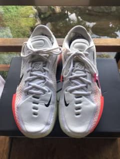今日までの出品 NIKE AIR ZOOM G.T CUTのサムネイル