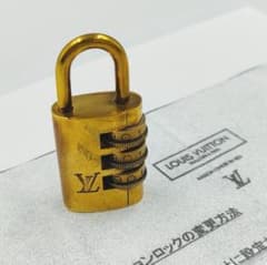 ルイヴィトン ナンバーロック ダイヤルロック式 パドロック 南京錠 取説・箱付き LOUIS VUITTON ルイヴィトン ダイヤルロック式 南京錠 パドロック