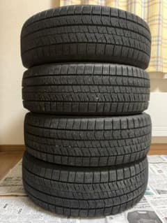 195/65R15スタッドレスVRX2 2019年製。バリ山　特別価額。のサムネイル