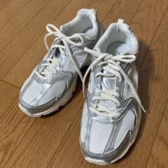 ニューバランス U530 3IR D ホワイト×シルバー - メルカリ