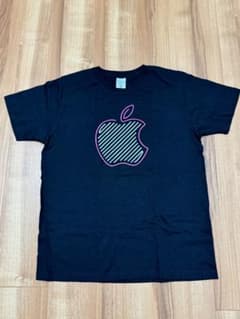D*K様 Apple アップルストア 渋谷 開店記念 ピンズ+Tシャツ Apple アップルストア 新宿 開店記念 Tシャツ Apple Store - メルカリ