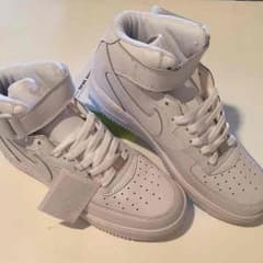 さわや様★専用   NIKE★AIR   ハイカット     26.5センチのサムネイル