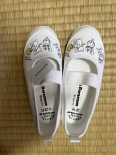 ドラえもん⭐︎上履き⭐︎18センチのサムネイル