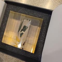 レア】BTS衣装HYBE INSIGHT UPCYCLING LAB CUBE - メルカリ