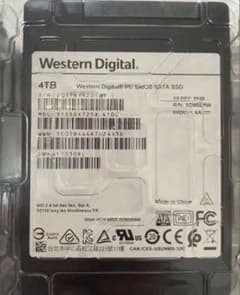 Western Digital 4TB SA530 SATA SSDのサムネイル