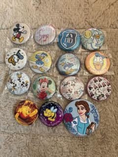ディズニー缶ピンバッジ 15個セット - メルカリ
