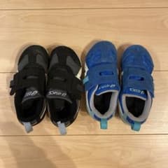 Asics 16.5cm スニーカー2足のサムネイル