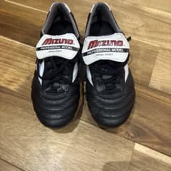 MIZUNO サッカースパイク ブラック ホワイトのサムネイル