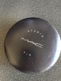 MAC ファンデーションのサムネイル