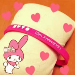 即購入可☆NEWSラバーバンド♡ピンクのサムネイル