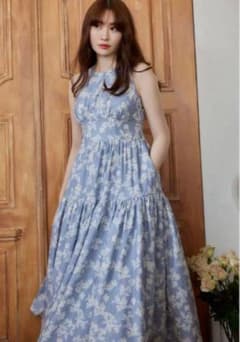 Herlipto Lausanne Floral Dress 試着のみ　美品のサムネイル