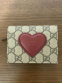 GUCCI GGスプリーム ハート 二つ折り財布 - メルカリ
