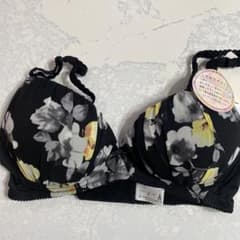 ブラジャー　サイズMのサムネイル